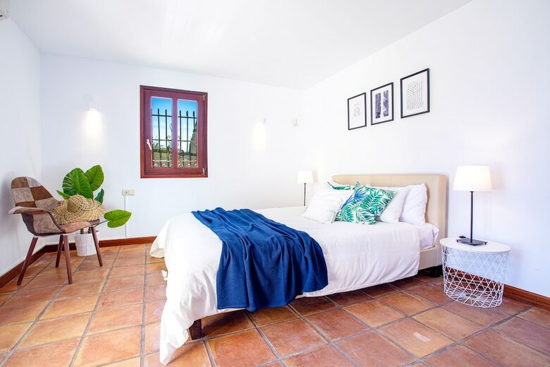 Oleholidays Villa Mediterranea Urb. Sierra Blanca