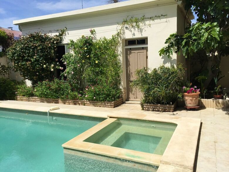 Villa With 3 Bedrooms In Avignon, With Private Pool And Wifi