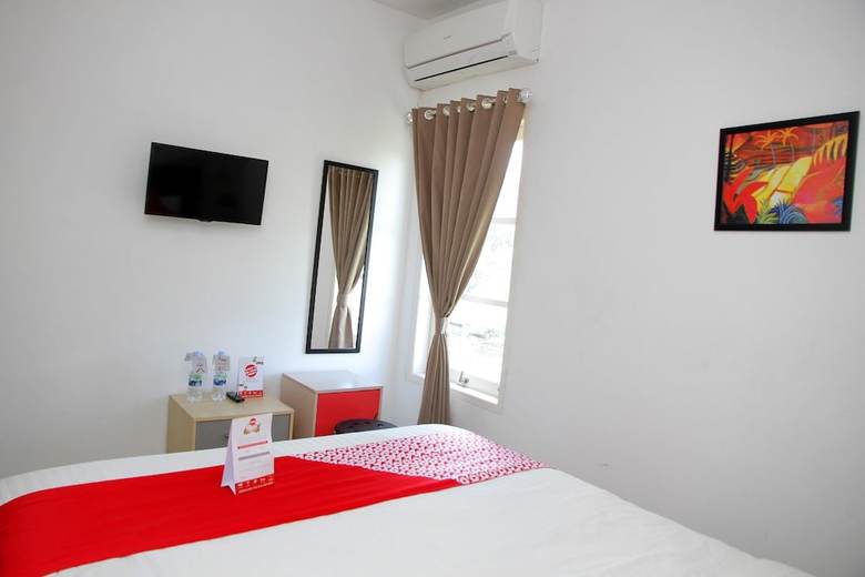 Oyo 1098 Rego Hotel