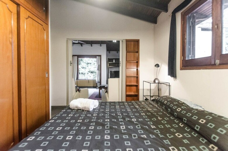 Apartamentos Bright Studio Surrounded By Trees