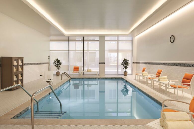 Hotel Hyatt House Virginia Beach / Oceanfront