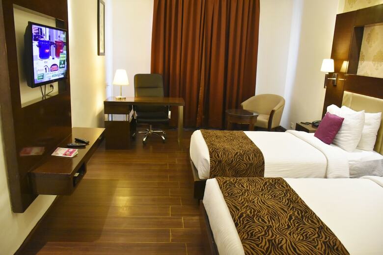 Hotel Jagrati Ananta Express