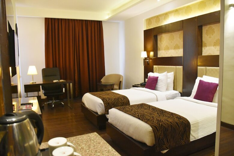Hotel Jagrati Ananta Express