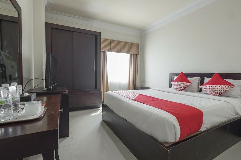 Oyo 1114 Hotel Denpasar Makassar