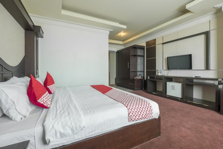 Oyo 1114 Hotel Denpasar Makassar
