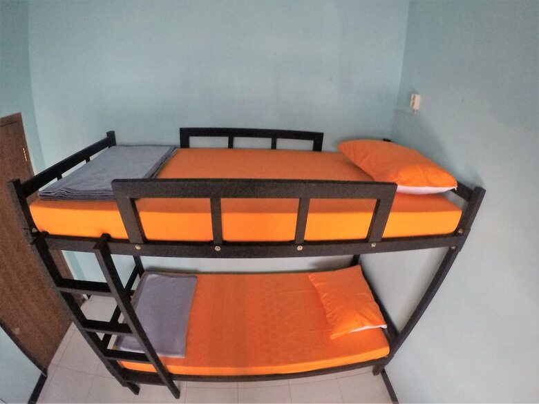 Hostal Dhika Adventure - Hostel