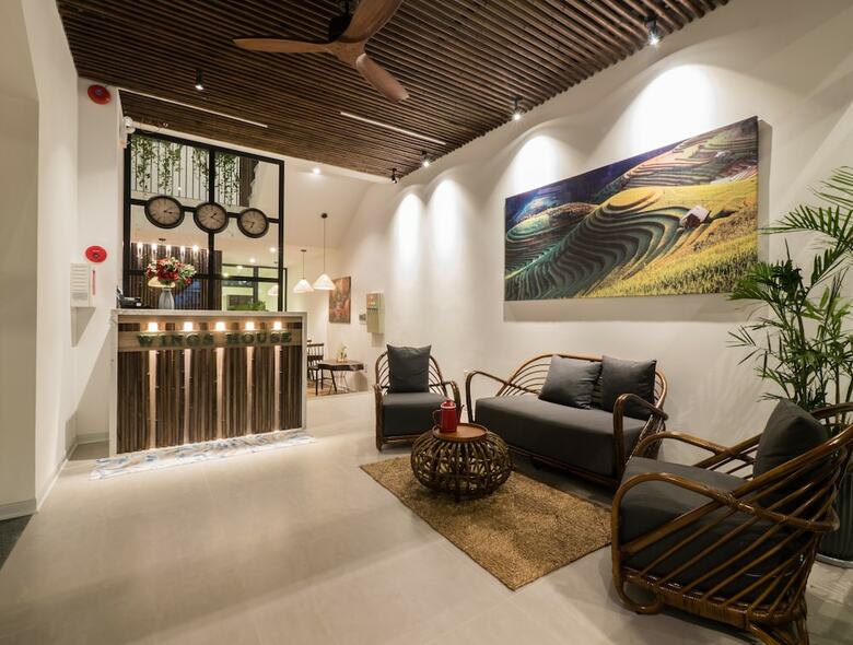 Hostal Wings House - Hostel