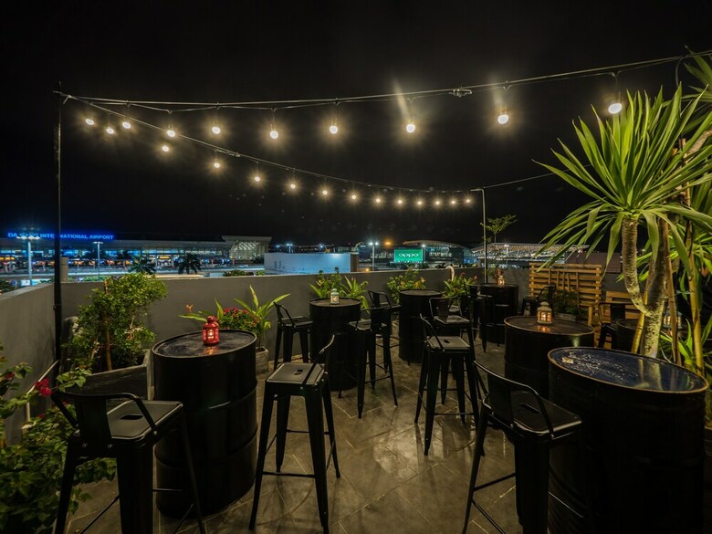 Hostal Wings House - Hostel