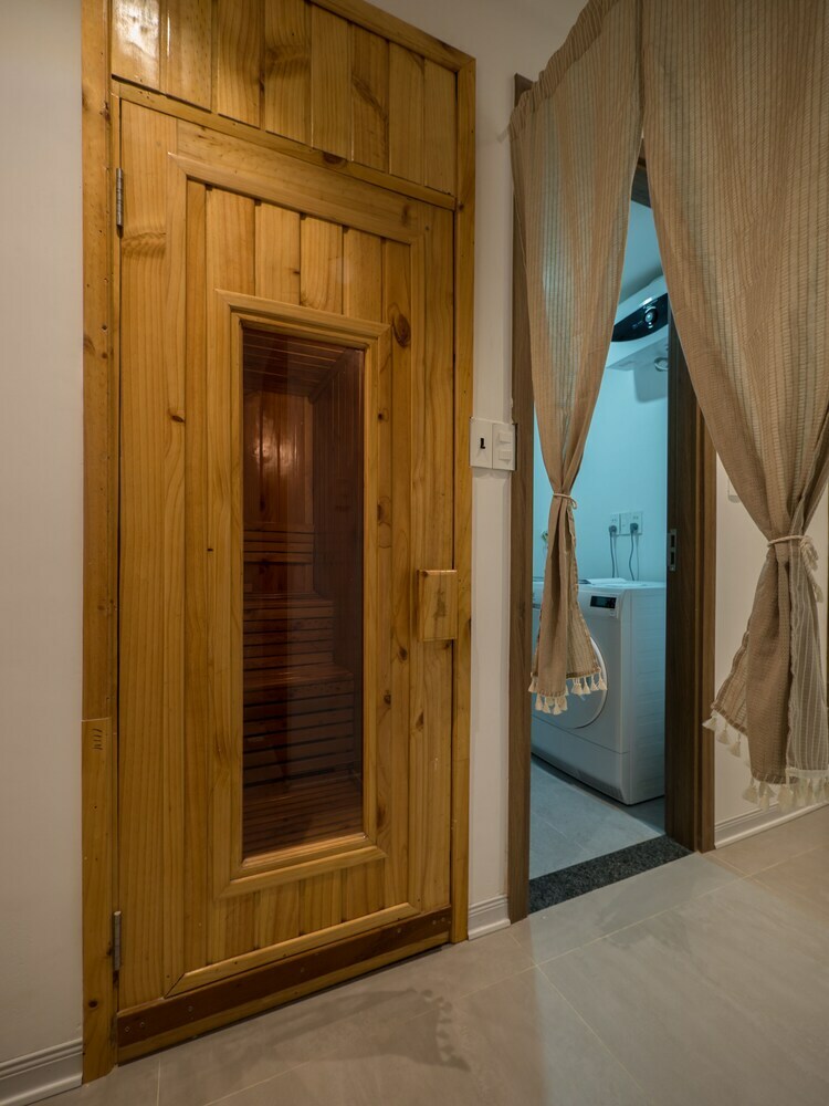 Hostal Wings House - Hostel