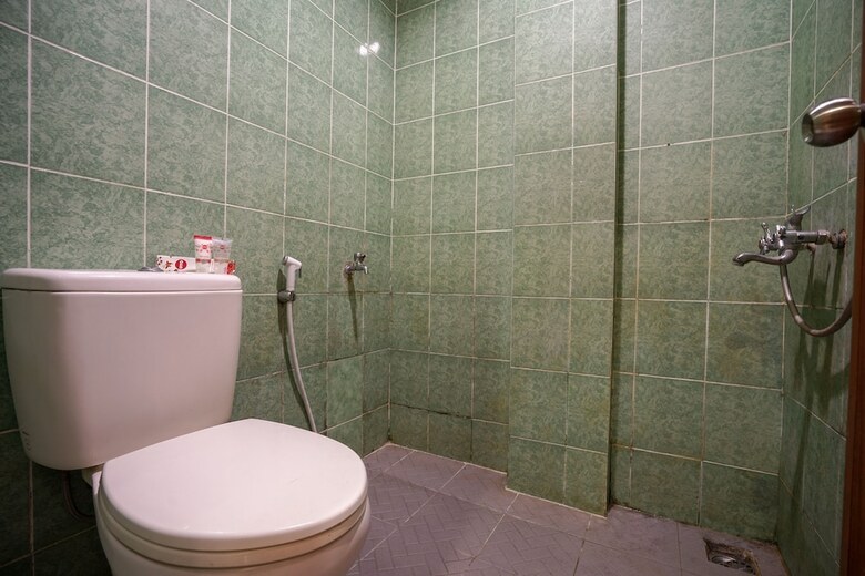 Oyo 1039 Hotel Majestic