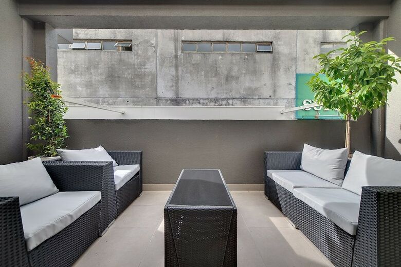 Awesome 2 Bed Cuba Apartment