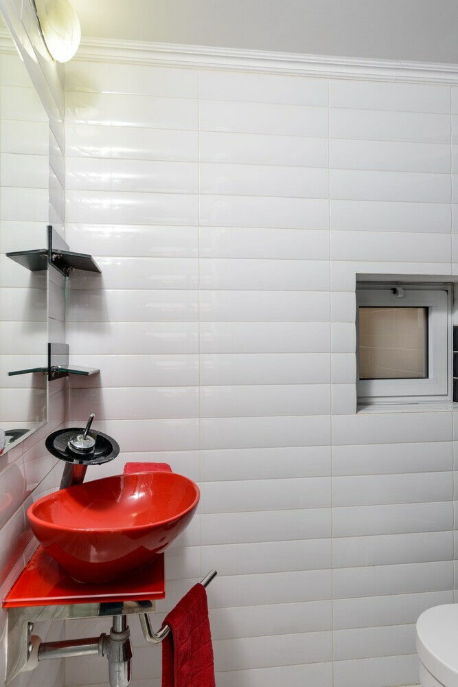 Apartamento 3br Apt. Steps From Sea W Parking