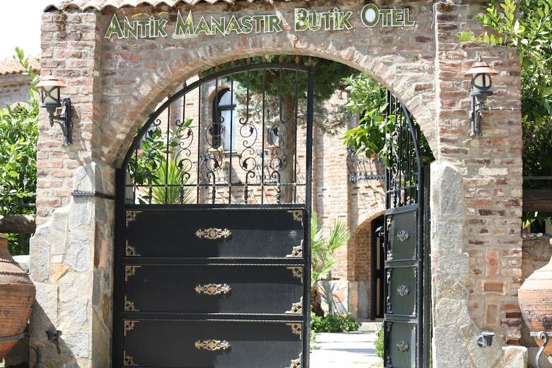 Hotel Antik Manastir Butik Otel