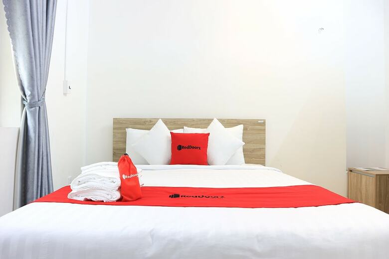 Hotel Reddoorz Plus Near Bai Truoc