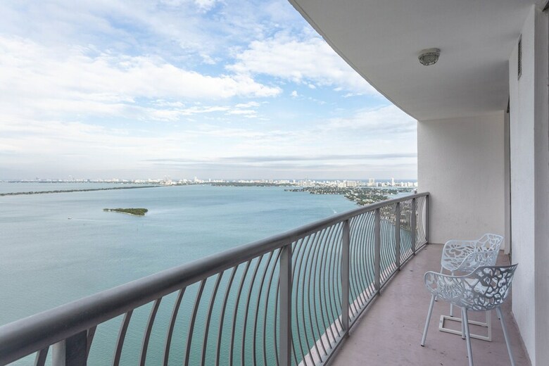 Apartamentos Bayview Gem At Opera Tower