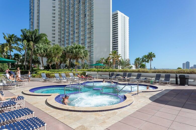 Apartamentos Quiveling Waters Condo