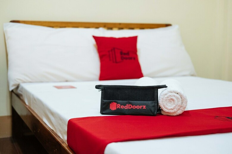 Hotel Reddoorz @ Wescom Road Palawan