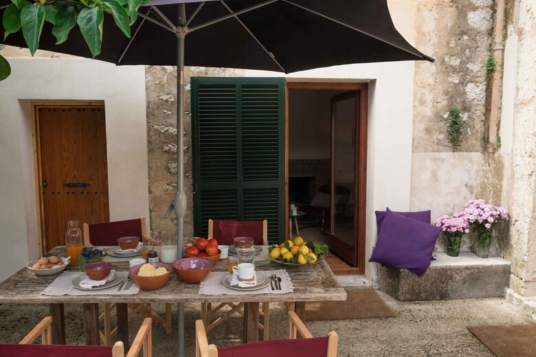 Villa G Rentals Sa Rectoria