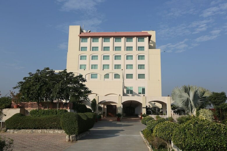 Hotel Jaipur Greens