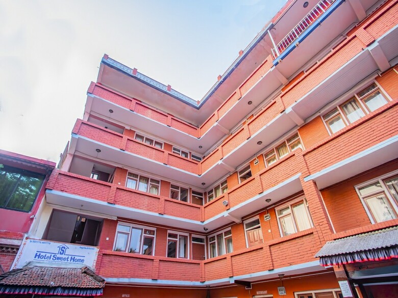 Hotel Sweet Home