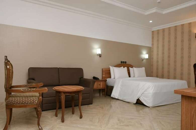 Hotel Goodview Suites& Apartments