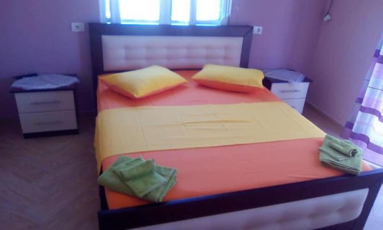 Kristal Apartments