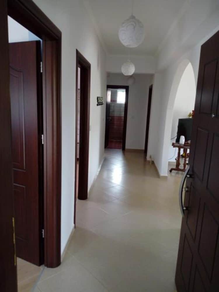 Kristal Apartments
