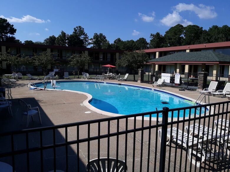Oyo Hotel Phenix City Central