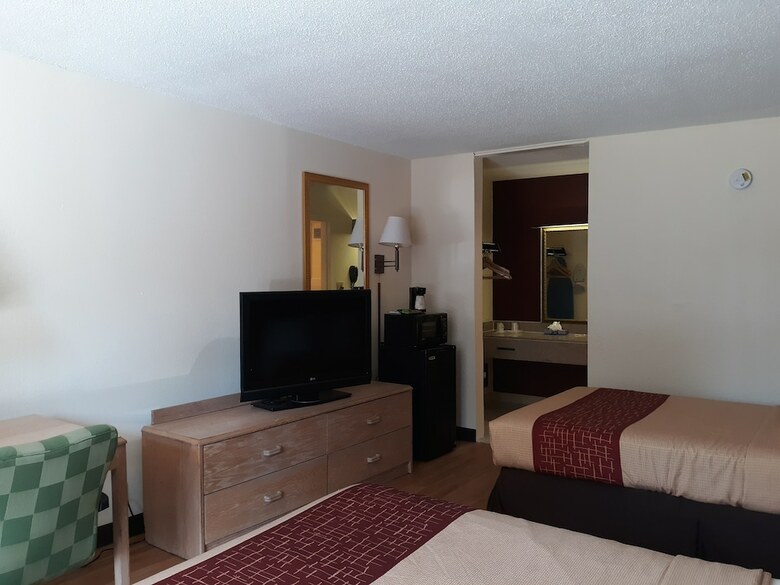 Oyo Hotel Phenix City Central