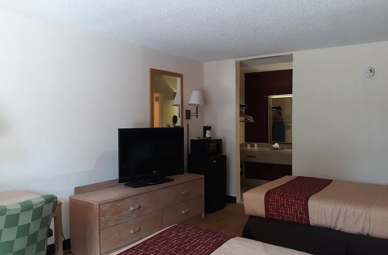 Oyo Hotel Phenix City Central