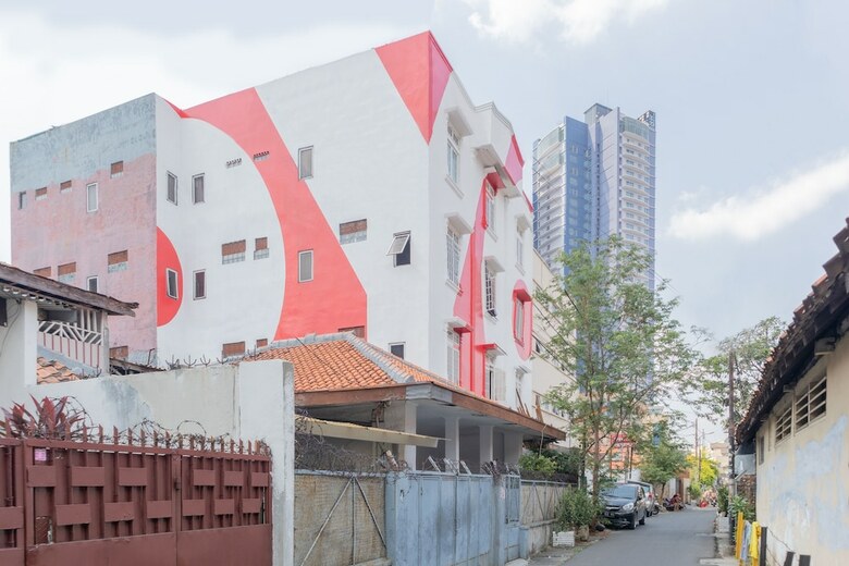Hotel Oyo 1111 Passer Baroe Inn