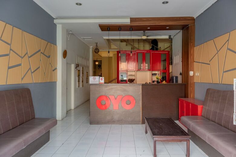 Hotel Oyo 1111 Passer Baroe Inn
