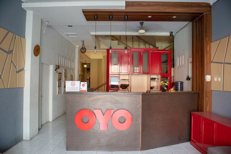 Hotel Oyo 1111 Passer Baroe Inn