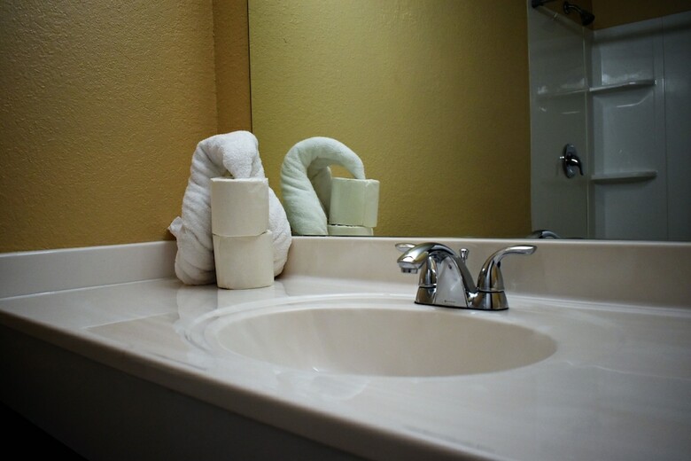 Hotel Apm Inn & Suites