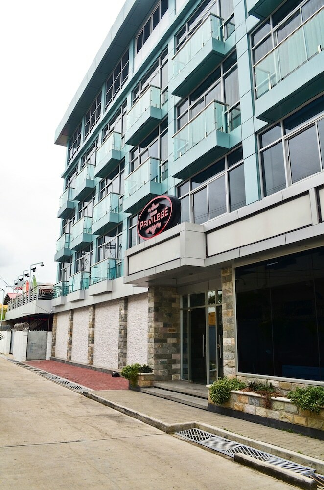 Hotel Leisure Inn