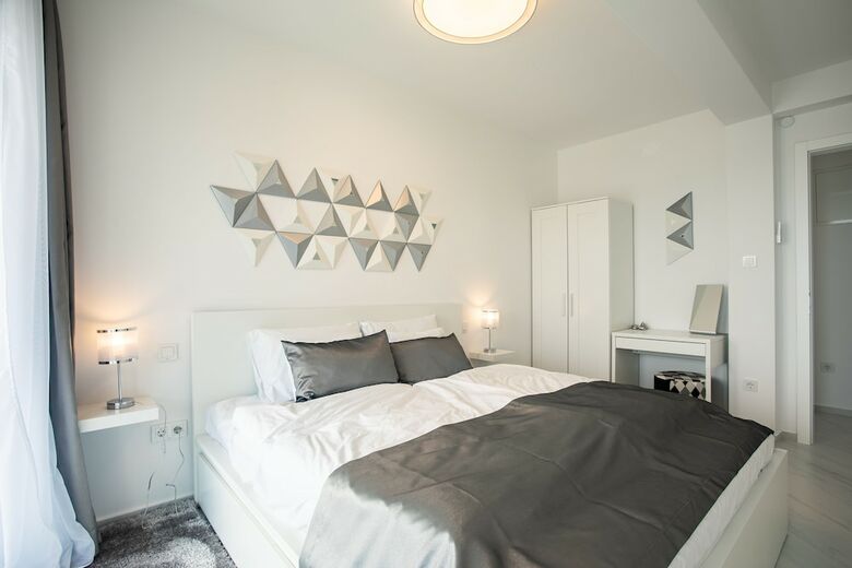 Villa Compass Luxury In A Natural Bay