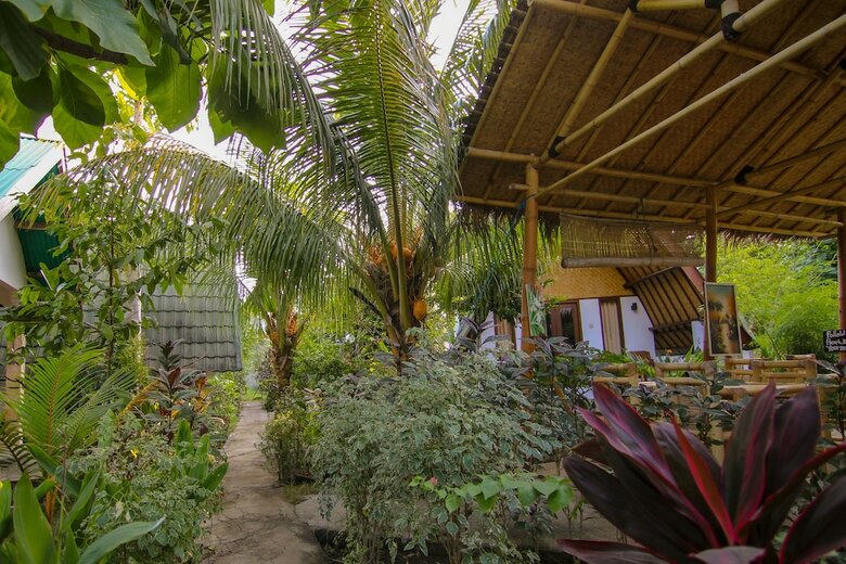 Hotel Oyo 1135 Dwi Inn