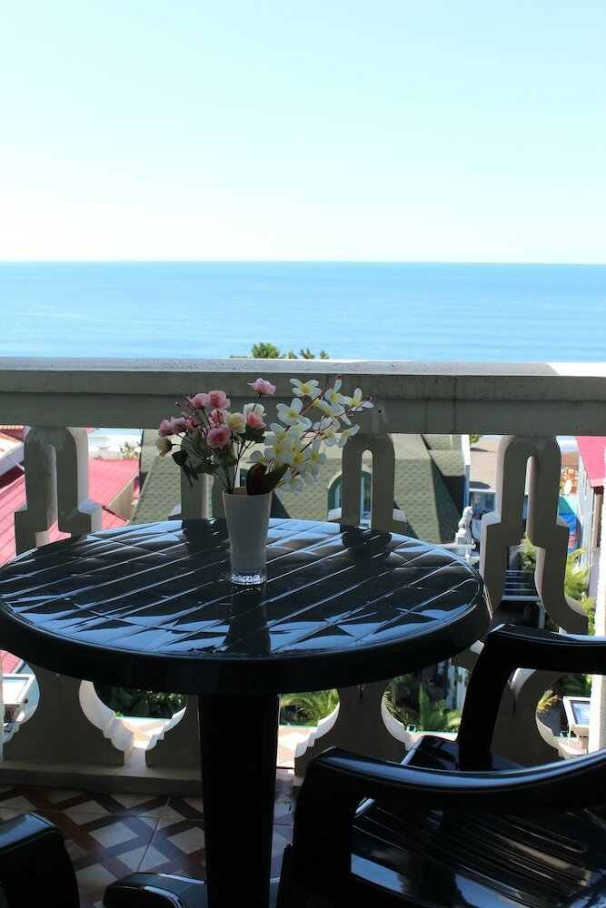 National Hotel