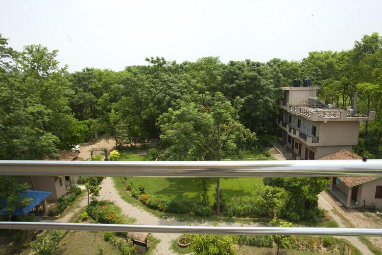 Oyo 473 Hotel Jungle Palace