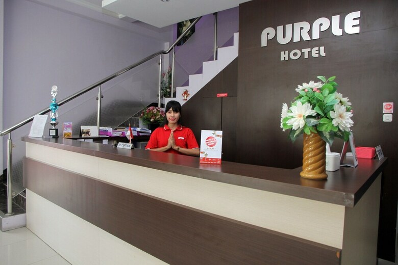 Oyo 1138 Purple Hotel
