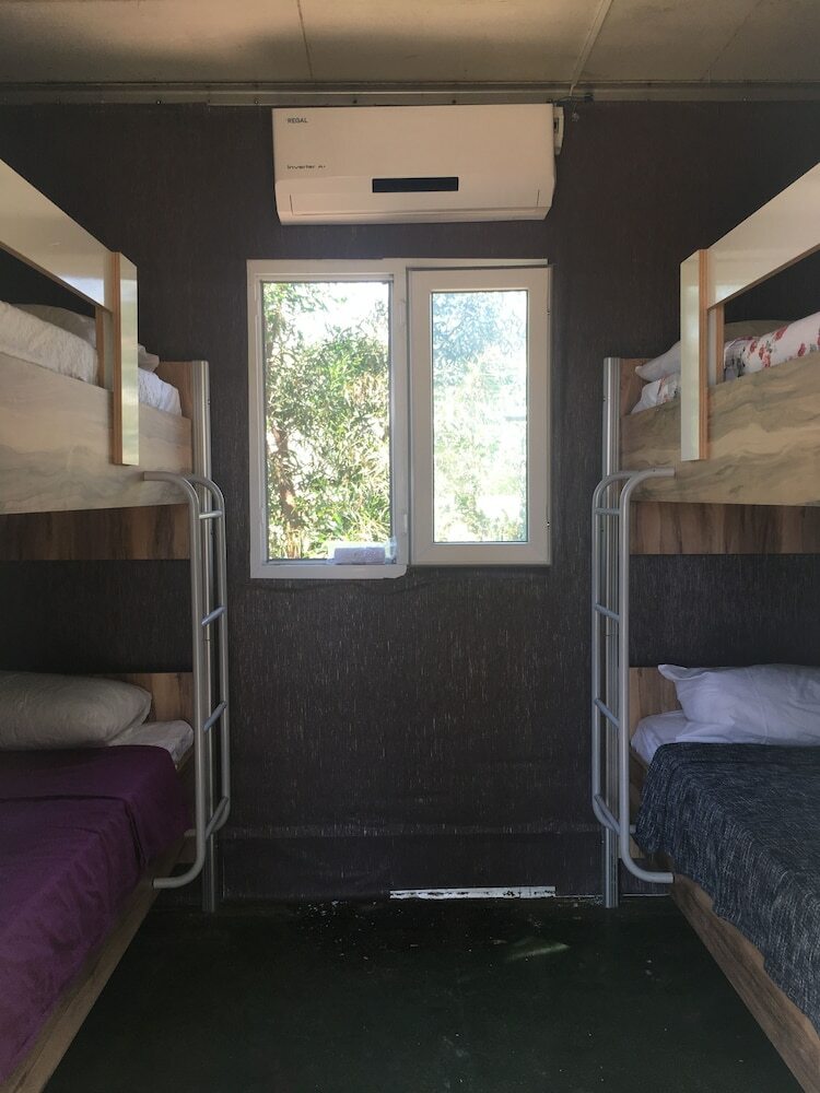 Hostal Patara Woody Hostel & Camping