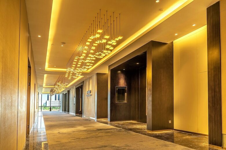 Xinyu Crown Hotel