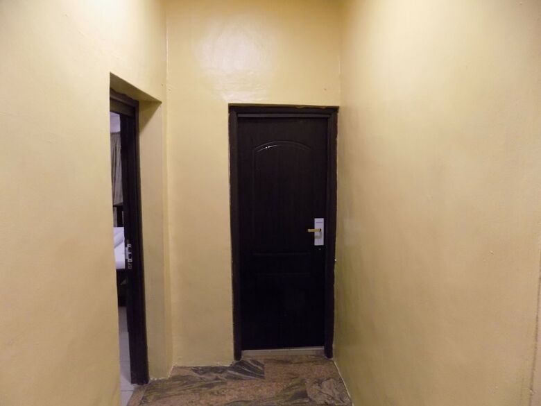 Aparthotel Posh Apartments  Hotel Opebi