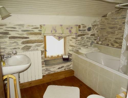 Bed & Breakfast Chez Providence Chambres Et Table D'h�tes