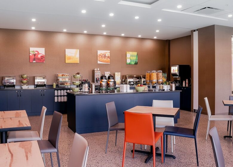 Hotel Quality Inn & Suites