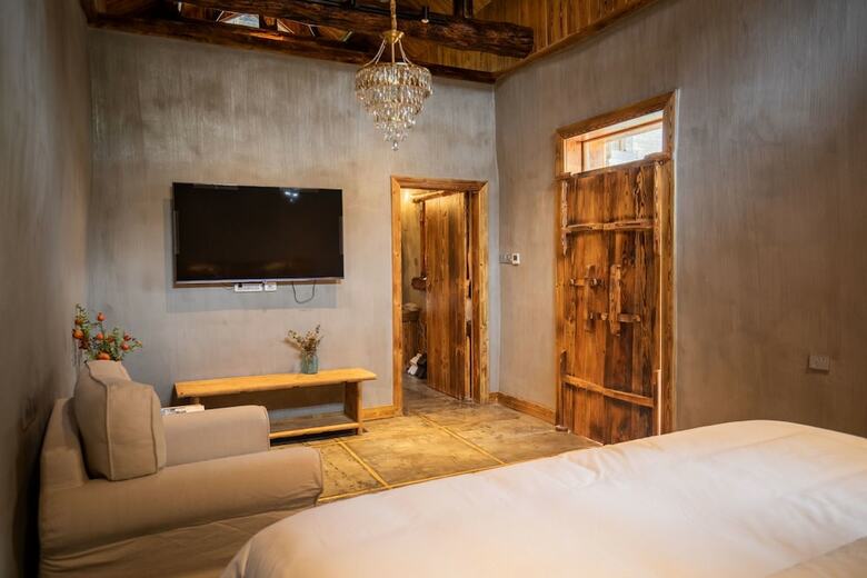 Hotel No. 5 Valley Hebi