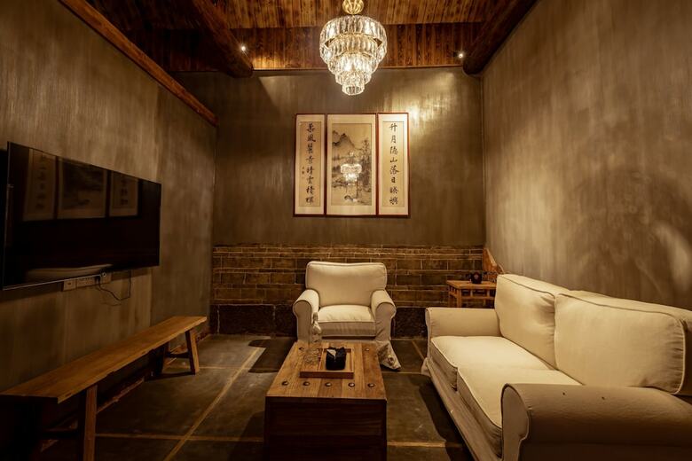Hotel No. 5 Valley Hebi