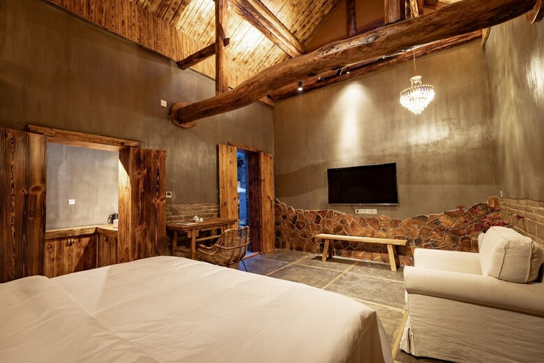 Hotel No. 5 Valley Hebi
