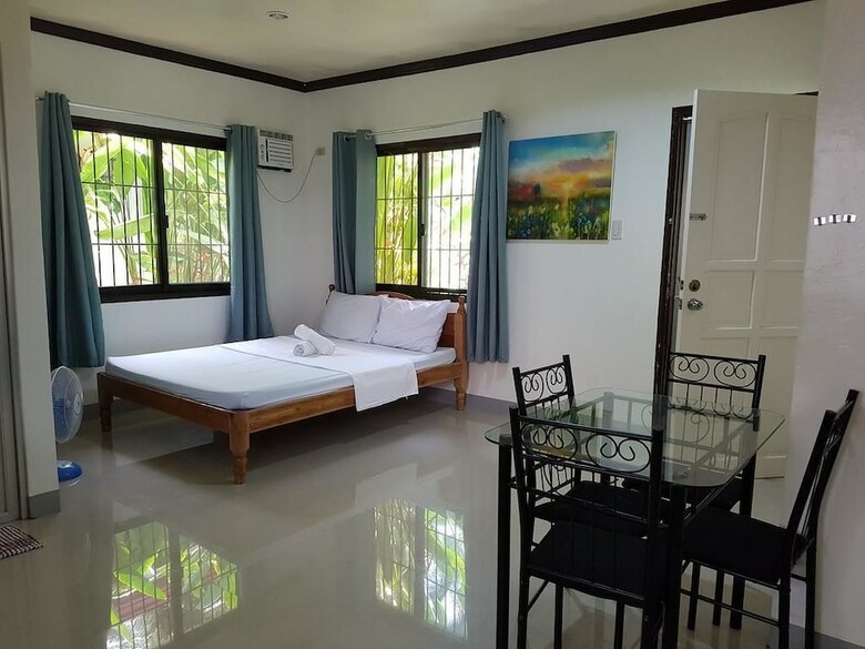 Hotel Yayay Villa
