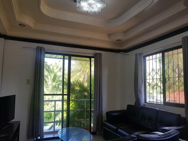 Hotel Yayay Villa